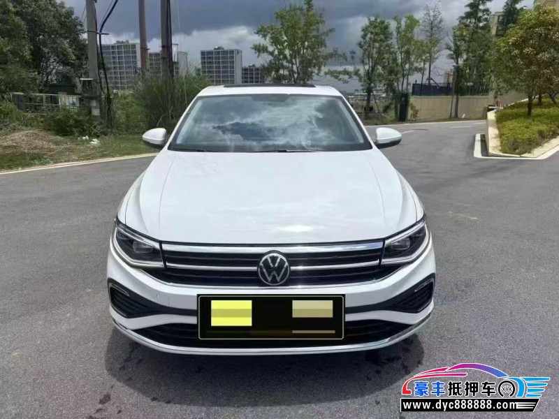 25年大众宝来轿车抵押车出售