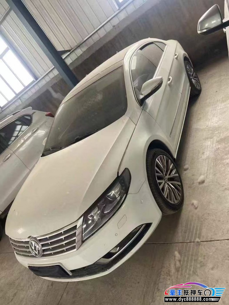 17年大众CC轿车抵押车出售