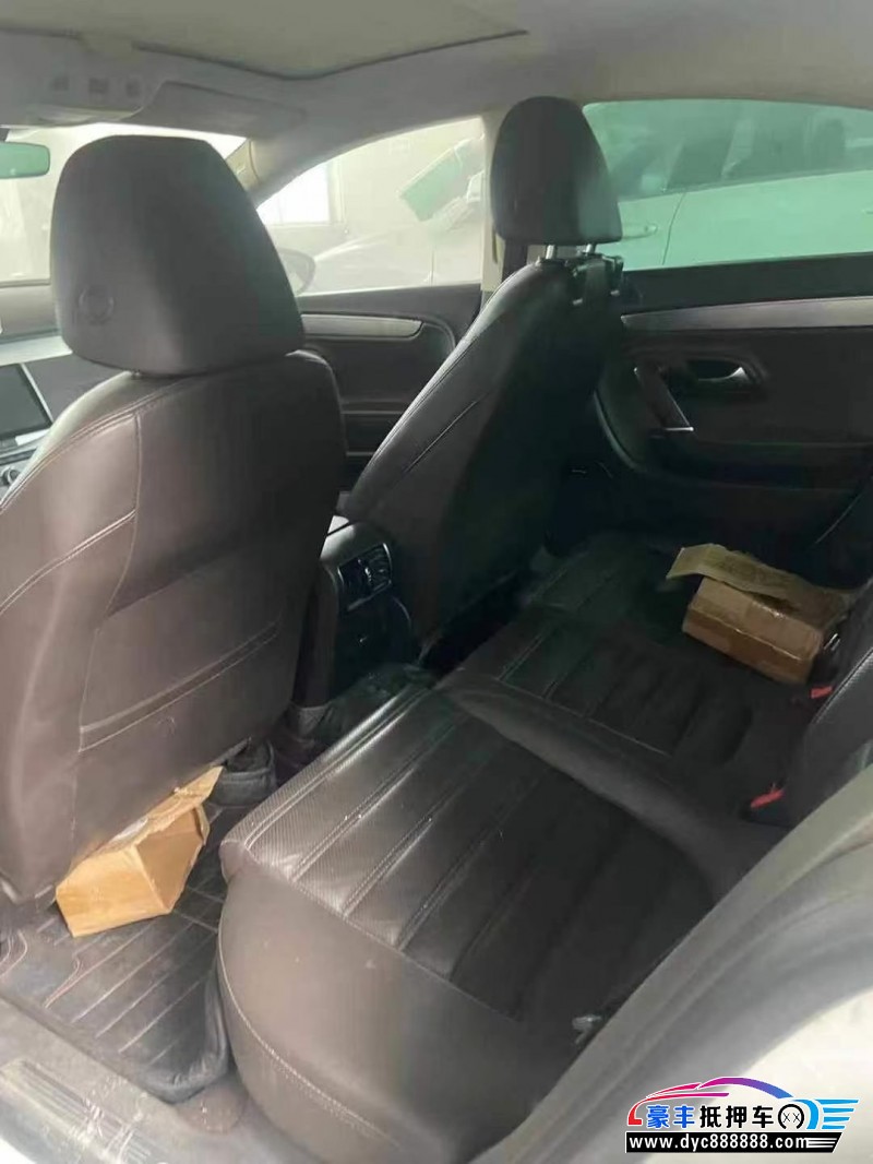 17年大众CC轿车抵押车出售