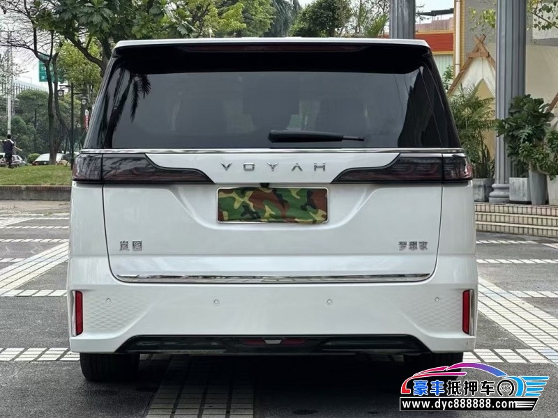 24年岚图梦想家轿车抵押车出售