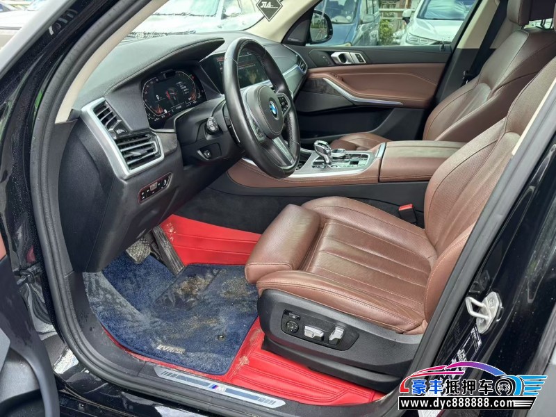 21年宝马X5SUV抵押车出售