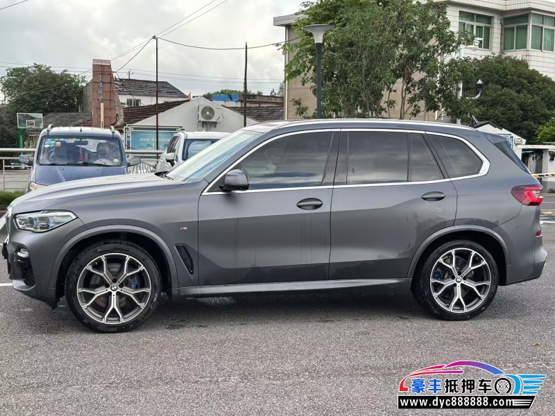 21年宝马X5SUV抵押车出售