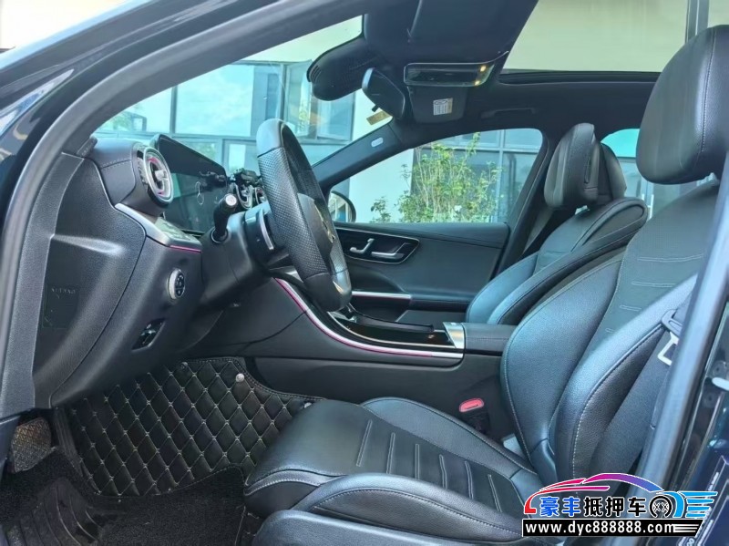 22年奔驰C轿车抵押车出售