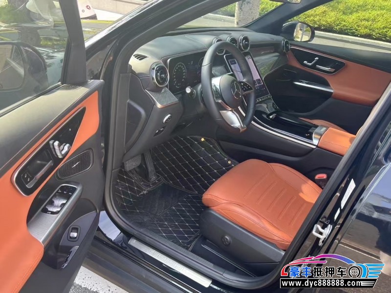 23年奔驰GLC轿车抵押车出售