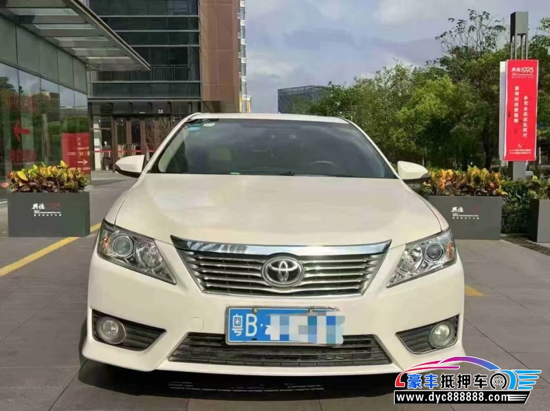 13年丰田凯美瑞轿车抵押车出售