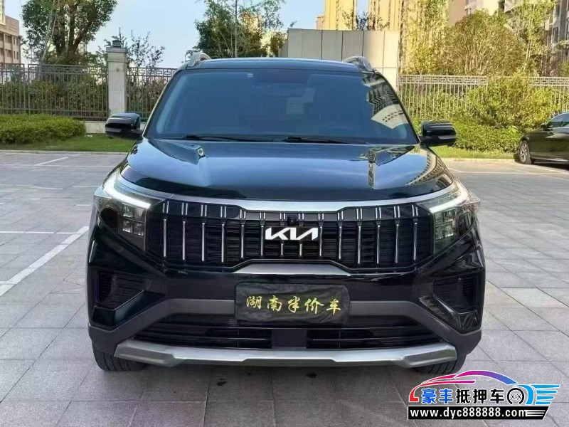抵押车出售23年起亚智跑SUV