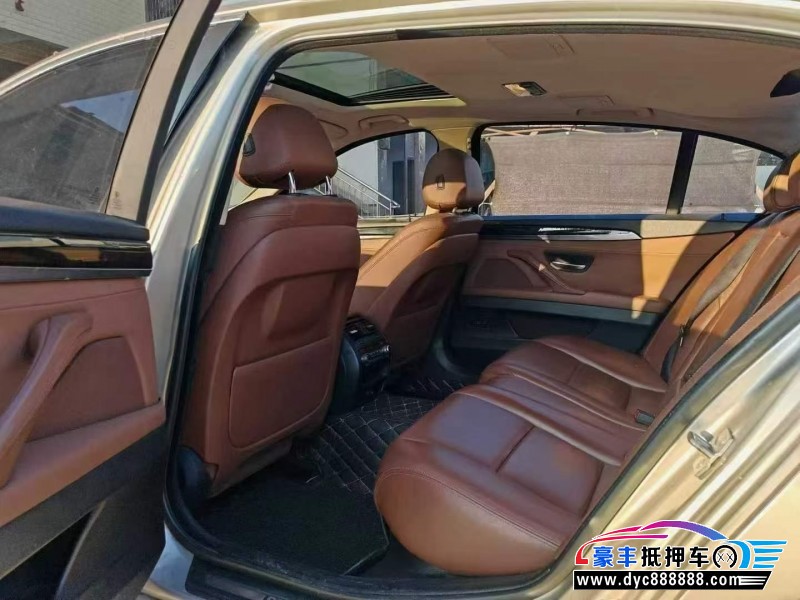 16年宝马5系轿车抵押车出售