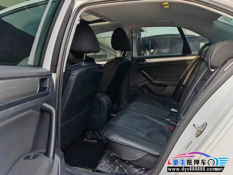 23年大众宝来轿车抵押车出售