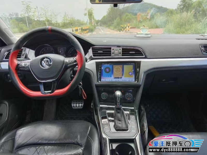 16年大众凌渡轿车抵押车出售