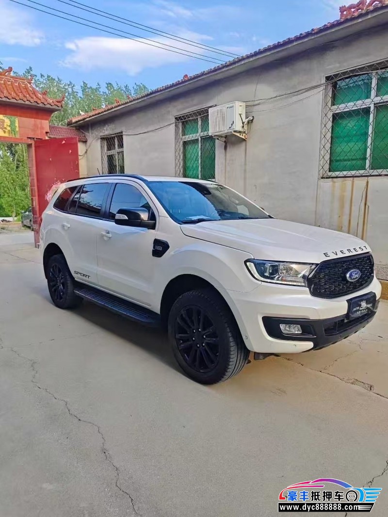 22年福特撼路者轿车抵押车出售