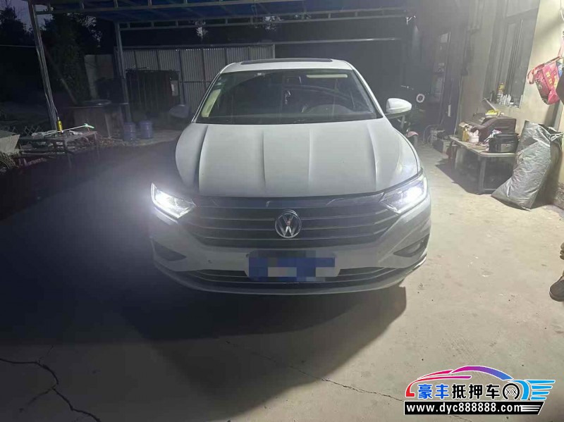 抵押车出售20年大众速腾轿车