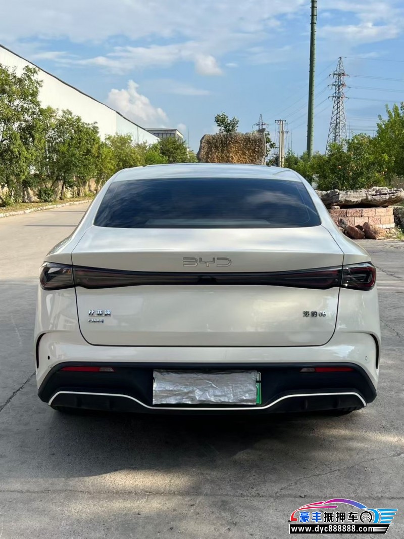 24年比亚迪海豹轿车抵押车出售