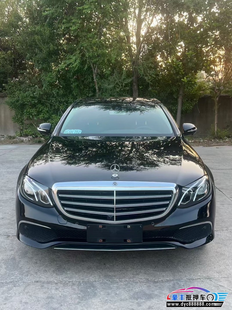 19年奔驰E轿车抵押车出售