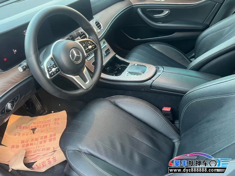19年奔驰E轿车抵押车出售