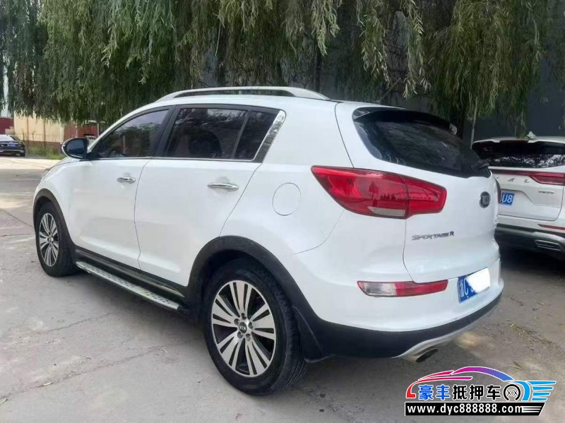 15年起亚智跑轿车抵押车出售