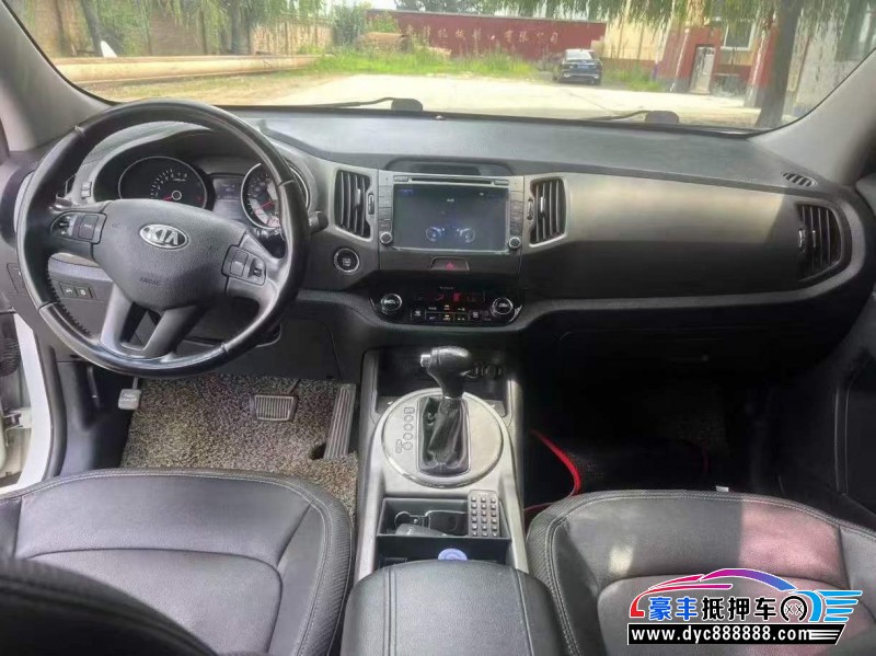 15年起亚智跑轿车抵押车出售