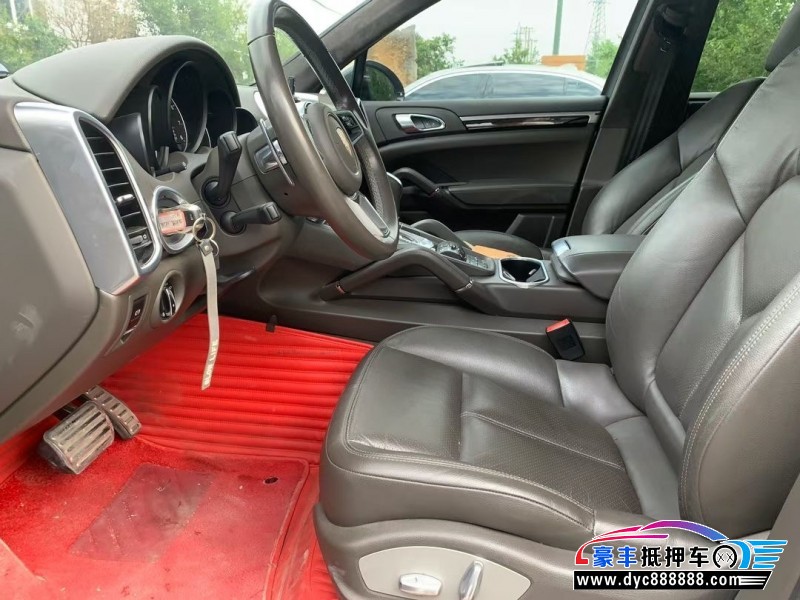 18年保时捷卡宴轿车抵押车出售