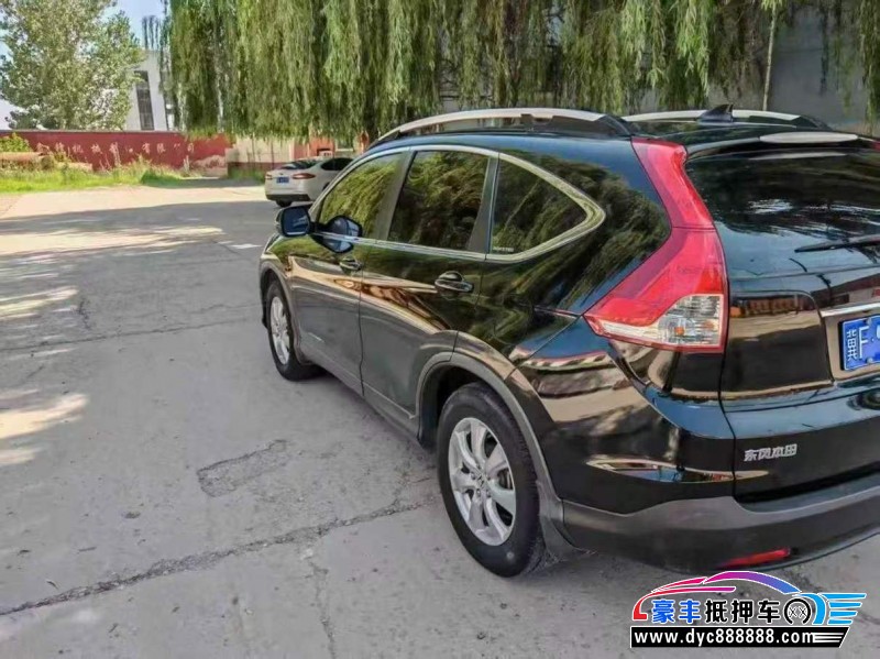 13年本田CR-V轿车抵押车出售