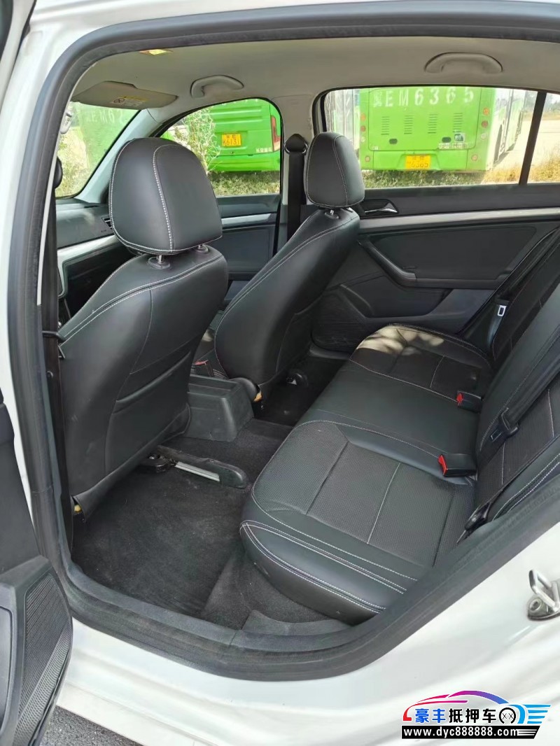 20年大众朗逸轿车抵押车出售