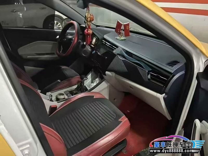 23年奇瑞瑞虎3x轿车抵押车出售