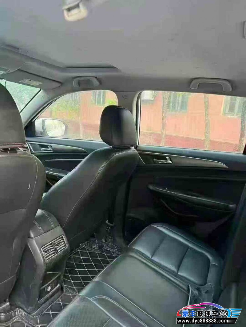 16年长安CS75轿车抵押车出售