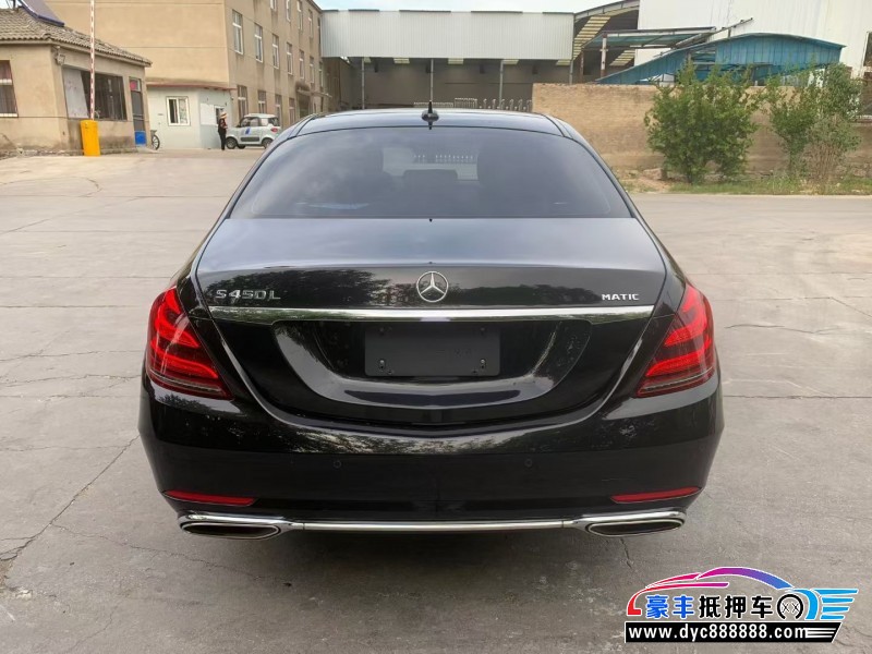 17年奔驰S轿车抵押车出售