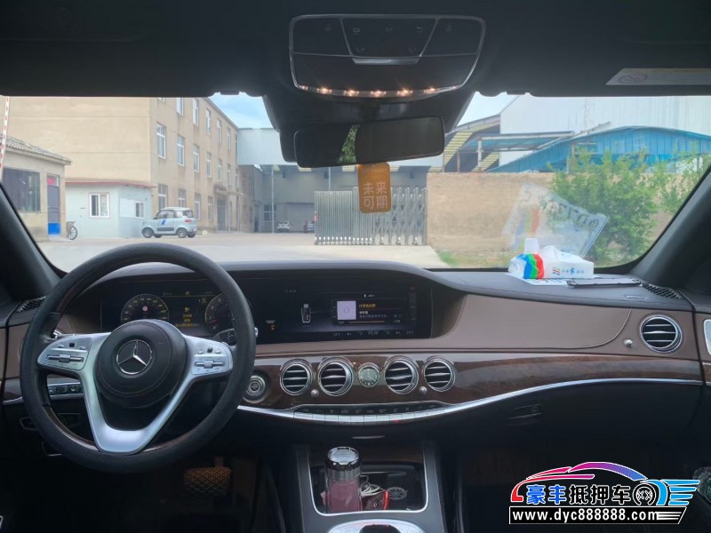 17年奔驰S轿车抵押车出售