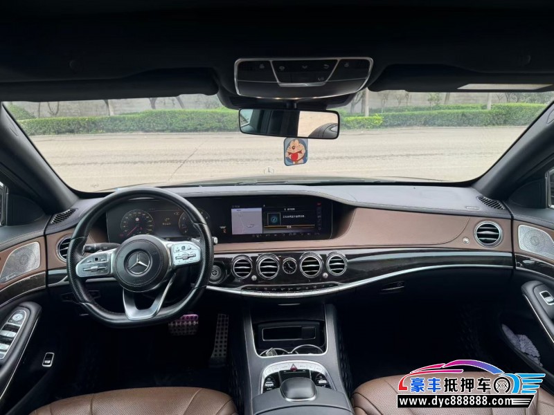 19年奔驰S轿车抵押车出售