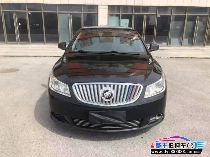 12年别克君越轿车抵押车出售