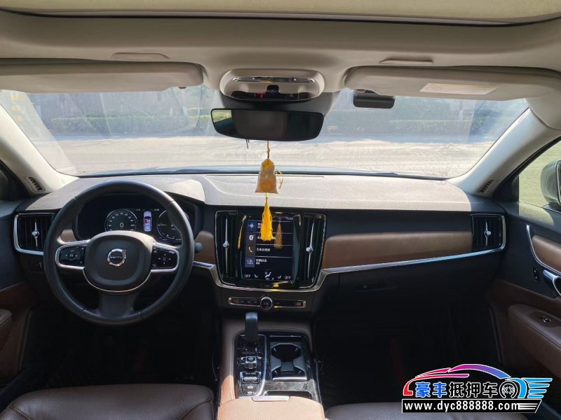 20年沃尔沃S90轿车抵押车出售