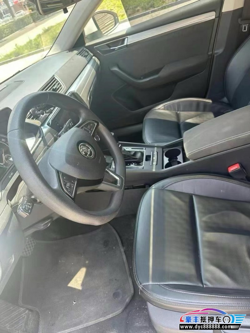 22年斯柯达速派轿车抵押车出售