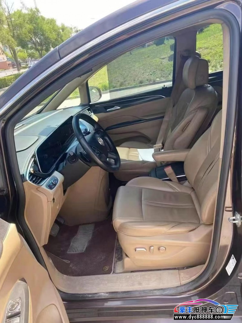 21年别克GL8轿车抵押车出售