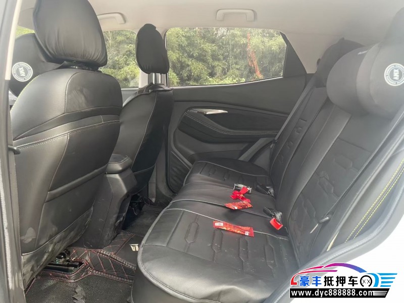 20年宝骏RS3轿车抵押车出售