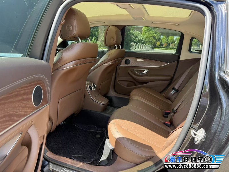 21年奔驰E轿车抵押车出售