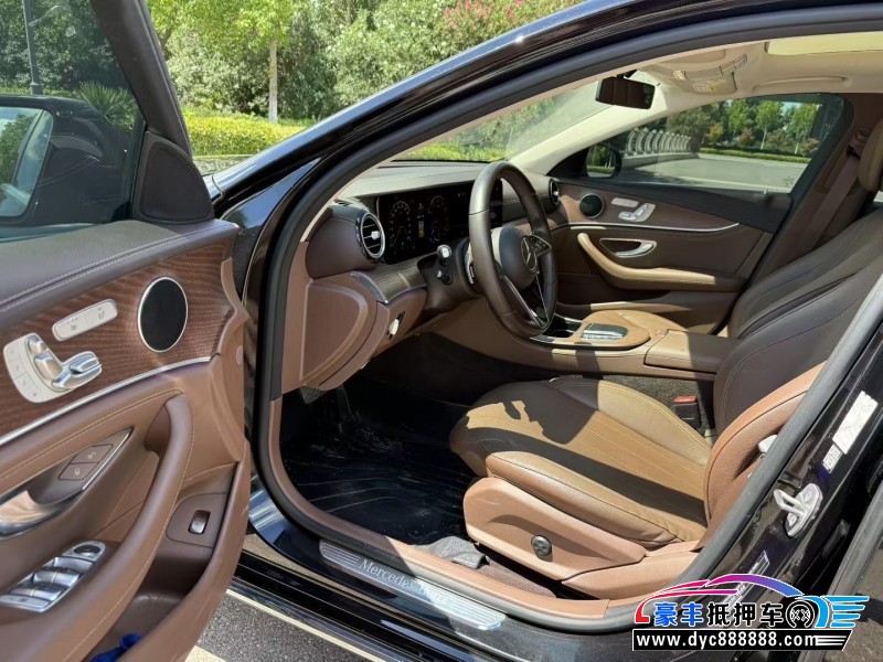 21年奔驰E轿车抵押车出售