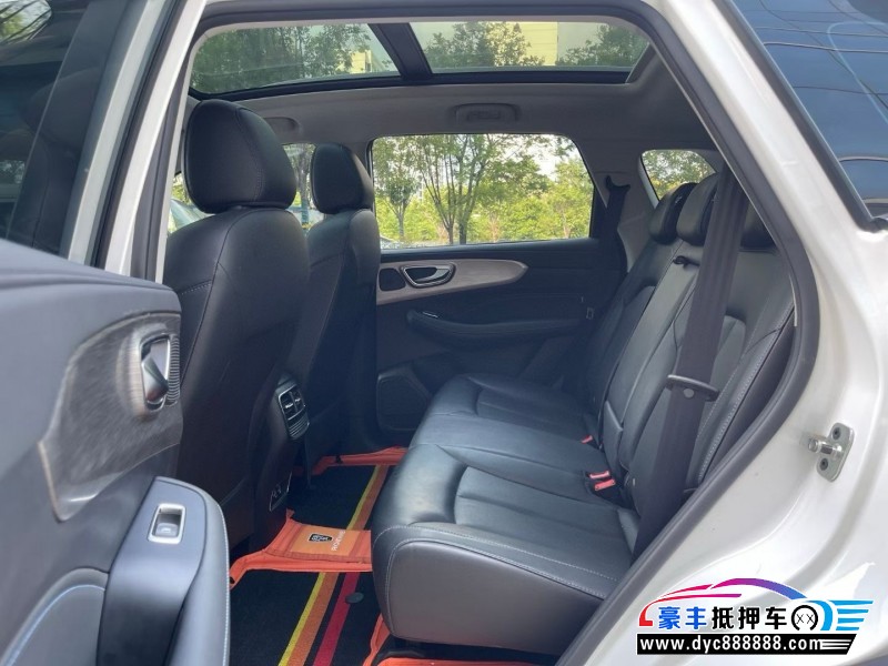 24年荣威RX5轿车抵押车出售