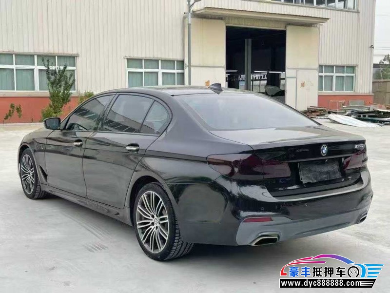17年宝马5系轿车抵押车出售