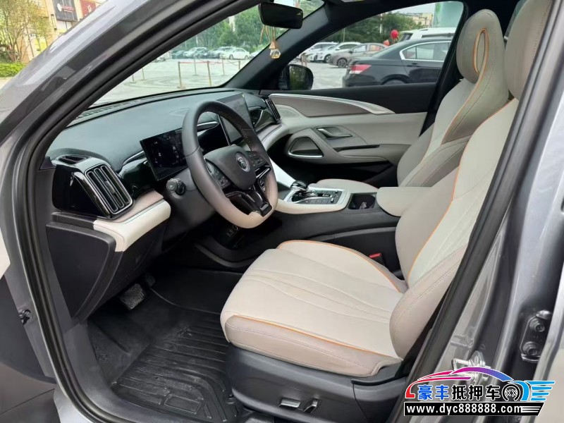 24年比亚迪宋轿车抵押车出售