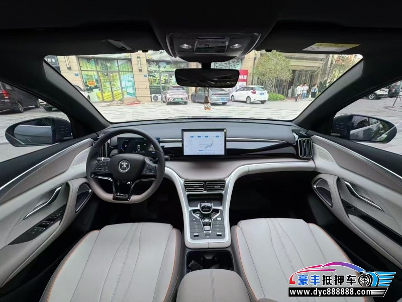 24年比亚迪宋轿车抵押车出售