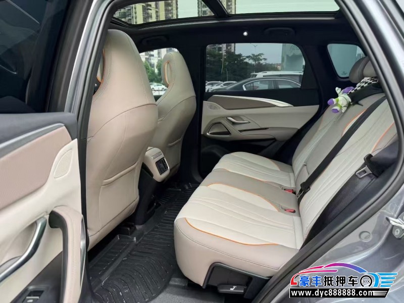 24年比亚迪宋轿车抵押车出售