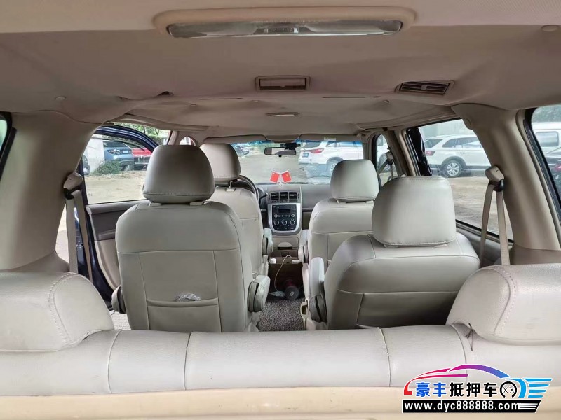 15年别克GL8轿车抵押车出售