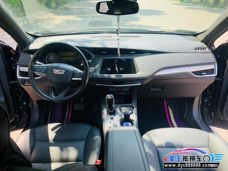 20年凯迪拉克XT4轿车抵押车出售