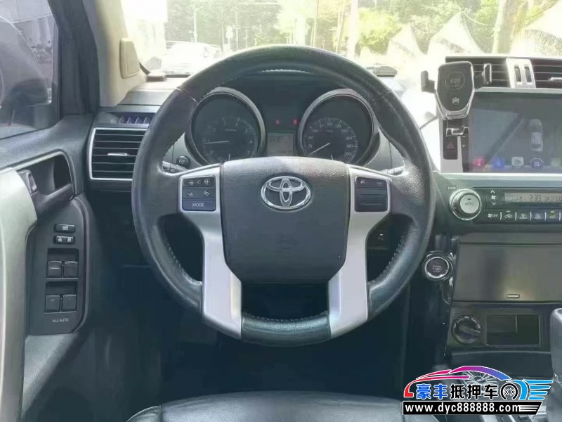 17年丰田普拉多（霸道）轿车抵押车出售