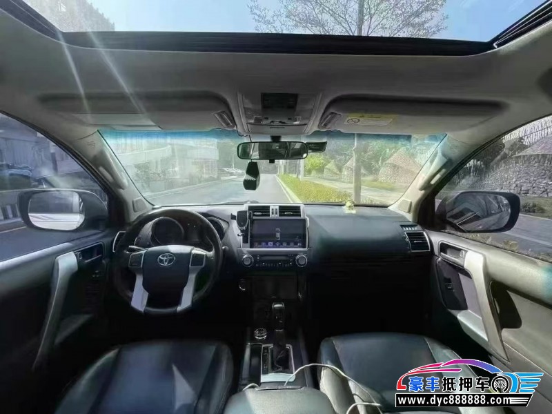 17年丰田普拉多（霸道）轿车抵押车出售