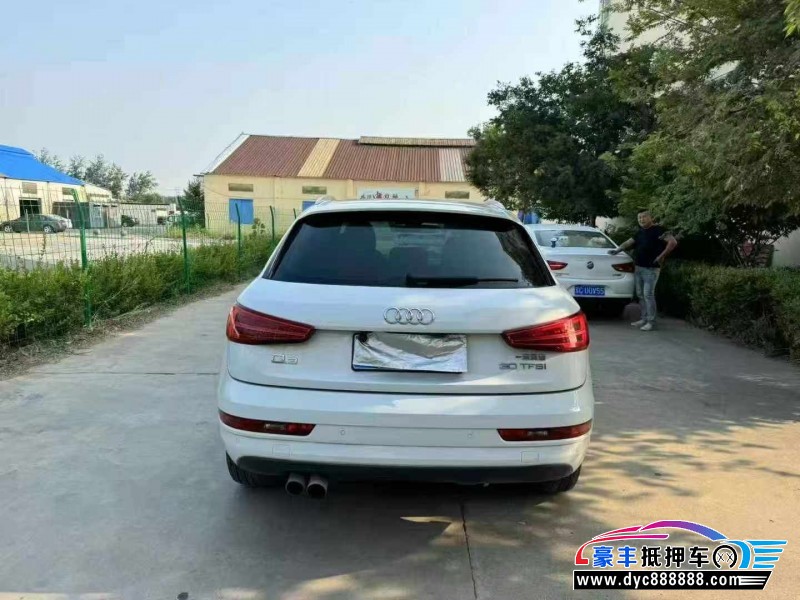 17年奥迪Q3轿车抵押车出售