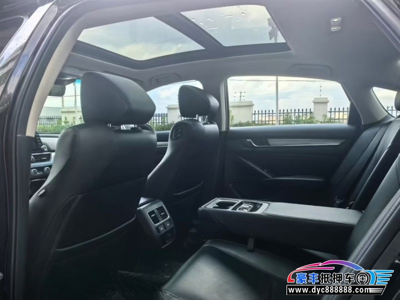 20年本田雅阁轿车抵押车出售