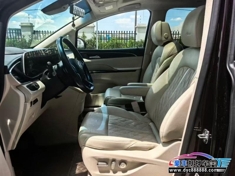 20年别克艾维亚轿车抵押车出售