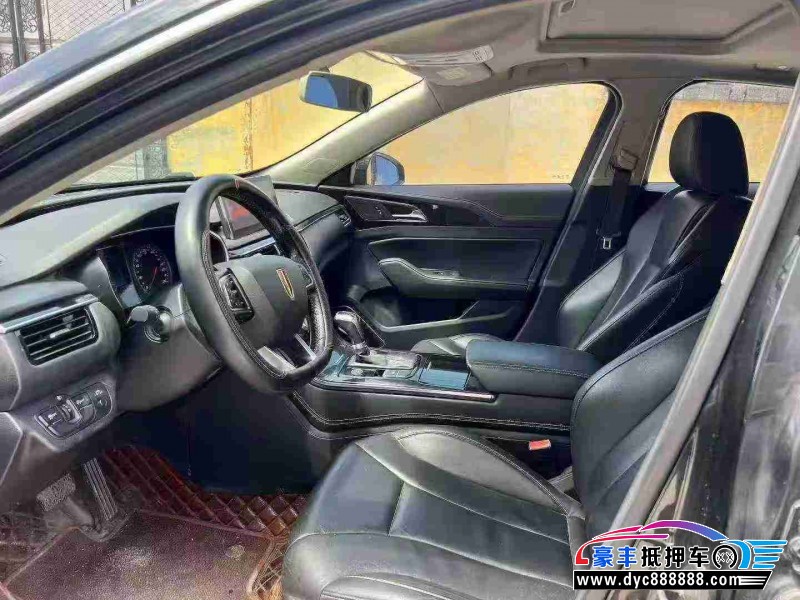 19年红旗H5轿车抵押车出售