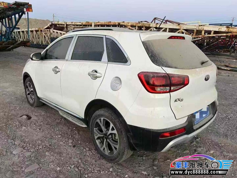 17年起亚KX3轿车抵押车出售