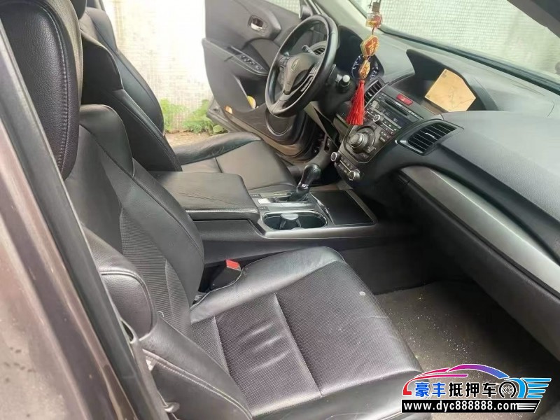 14年讴歌RDX轿车抵押车出售